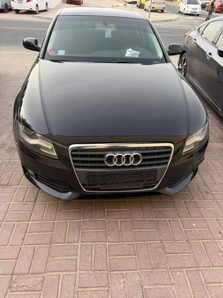 2010 اودي آي ٤ Premium