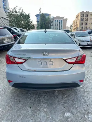 2014 هيونداي سوناتا SE