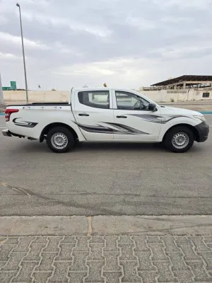 2016 Mitsubishi L200 double-cab
