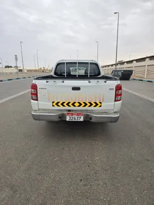 2016 Mitsubishi L200 double-cab