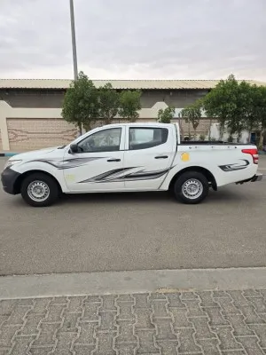 2016 Mitsubishi L200 double-cab