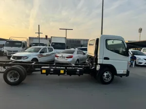2021 ميتسوبيشي كانتر
