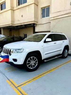 2013 جييب جراند شيروكي Laredo E