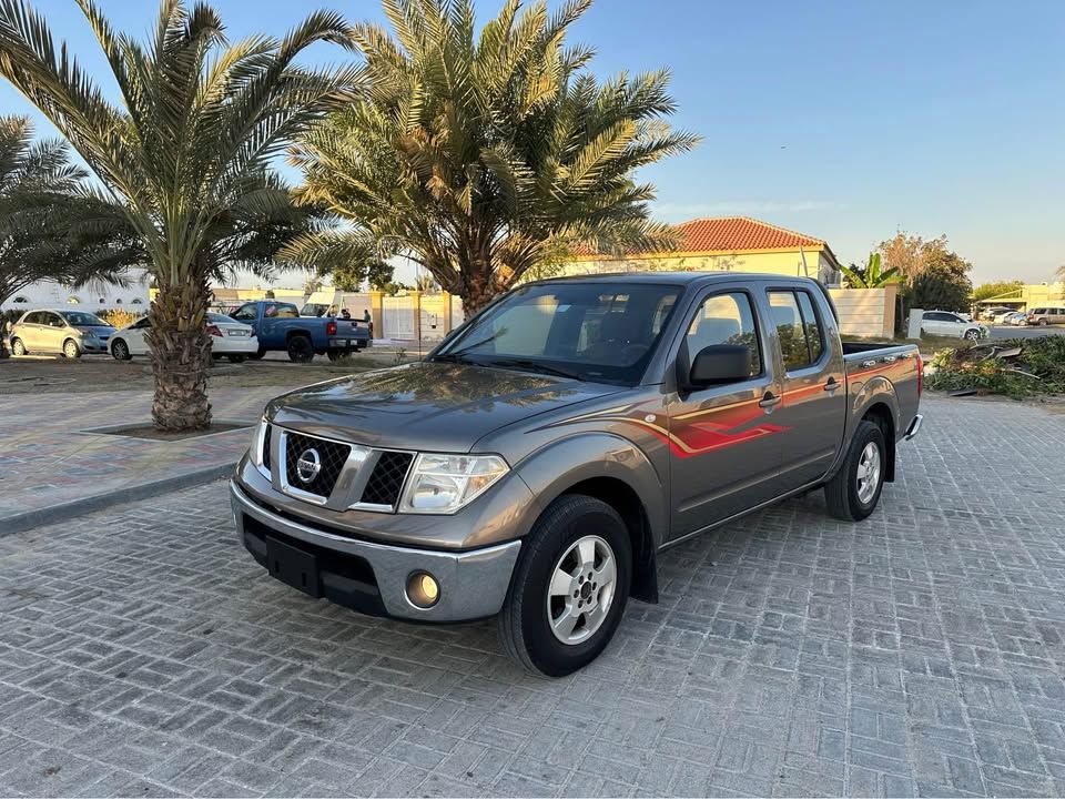 2015 نيسان نافارا Outlaw