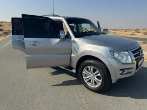2018 ميتسوبيشي باجيرو GLS