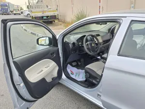 2017 Mitsubishi Mirage ES