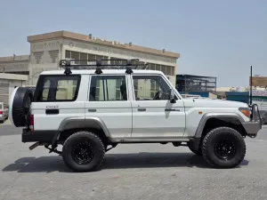 2017 تويوتا لاند كروزر GX
