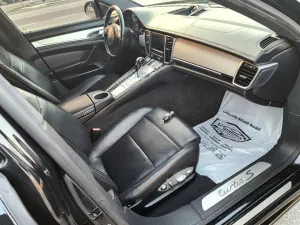 2012 Porsche Panamera Turbo