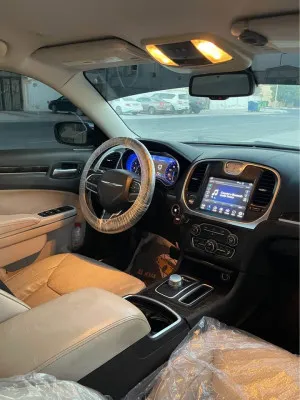 2018 Chrysler 300 S