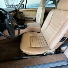 1986 جاكوار اكس جي اس