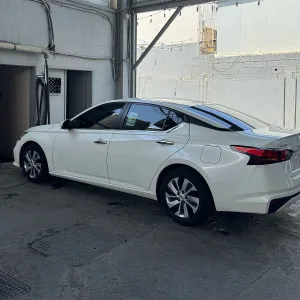 2019 نيسان آلتيما