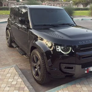 2023 Land Rover Defender 110 SE