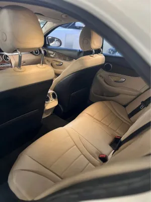 2016 مرسيدس-بنز آلفئة - C C300 4Matic