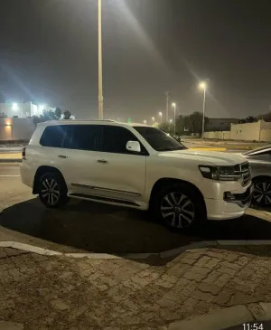 2019 تويوتا لاند كروزر GXR
