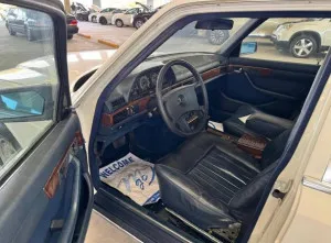 1984 Mercedes-Benz 300 SEL