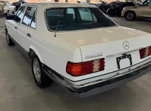 1984 Mercedes-Benz 300 SEL