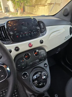 2024 فيات ٥٠٠ سي Cabrio
