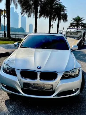 2010 بي أم دابليو الفئة - 3 320i