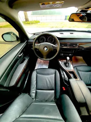 2010 بي أم دابليو الفئة - 3 320i