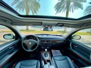 2010 بي أم دابليو الفئة - 3 320i