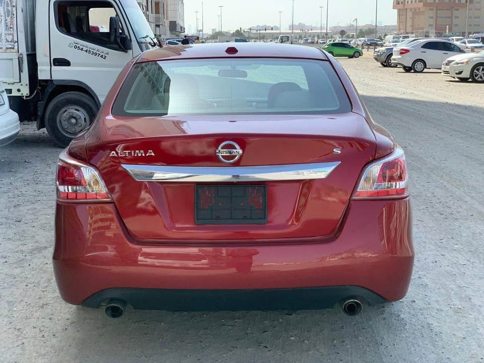 2015 نيسان آلتيما SR
