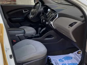 2011 Hyundai Tucson SE