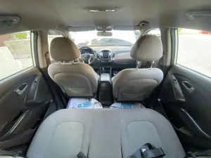 2011 Hyundai Tucson SE