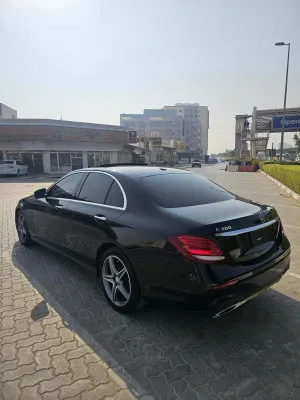 2019 مرسيدس-بنز الفئة - E E300