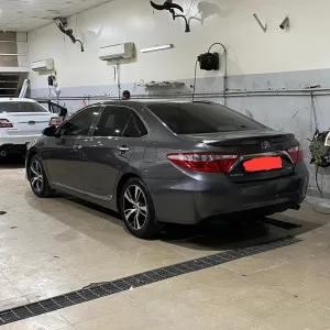 2016 تويوتا كامري GL