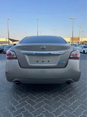 2014 نيسان آلتيما S