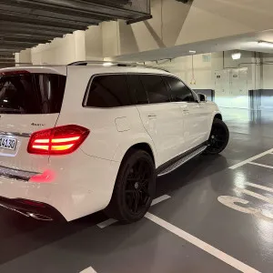 2017 مرسيدس-بنز GLS - جي ال اس GLS 550 4MATIC