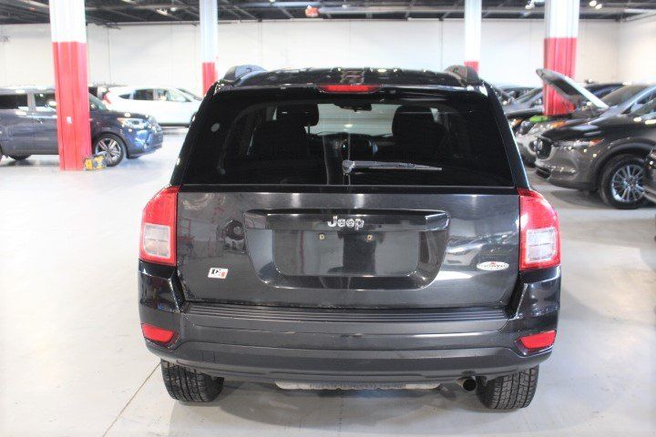 2013 جييب كومباس Limited