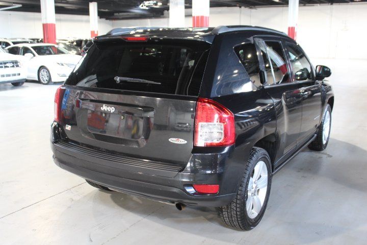 2013 جييب كومباس Limited