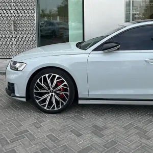 2020 اودي آي ٨ 4.0T quattro