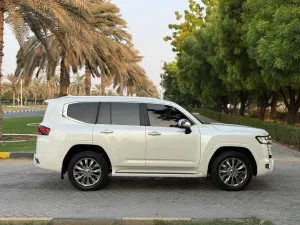 2023 Toyota Land Cruiser VXR