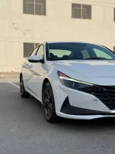 2021 هيونداي النترا SE