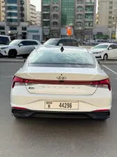 2021 هيونداي النترا SE