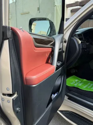 2016 Lexus LX 570