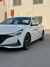 2021 هيونداي النترا SE