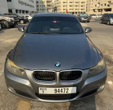 2009 بي أم دابليو الفئة - 3 320i
