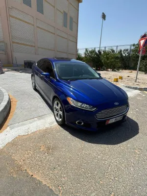 2016 فورد فيجن S