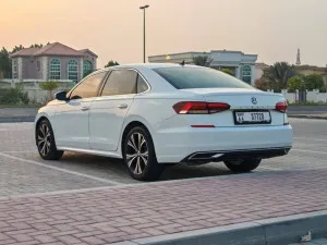 2020 فولجس فاجن باسات S