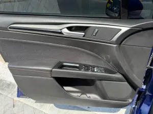 2016 فورد فيجن S