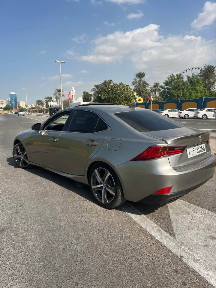 2017 Lexus IS IS 300