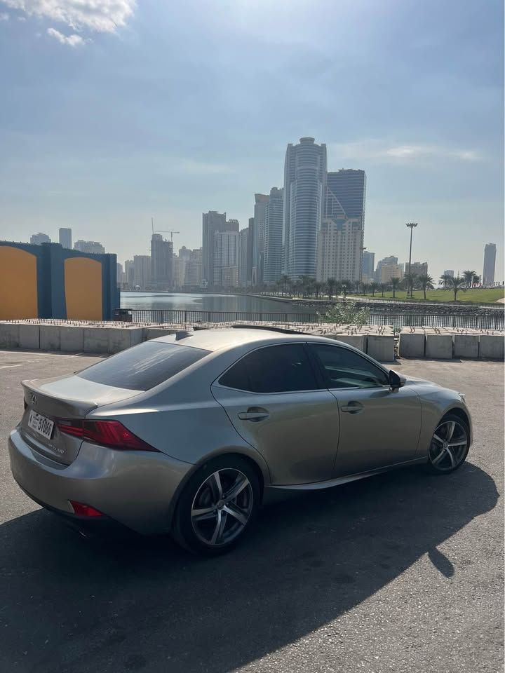 2017 Lexus IS IS 300