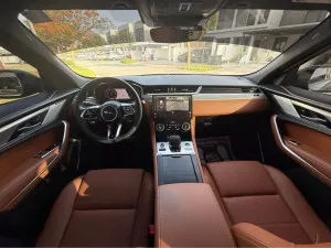 2024 جاكوار اف بيس R-Dynamic S