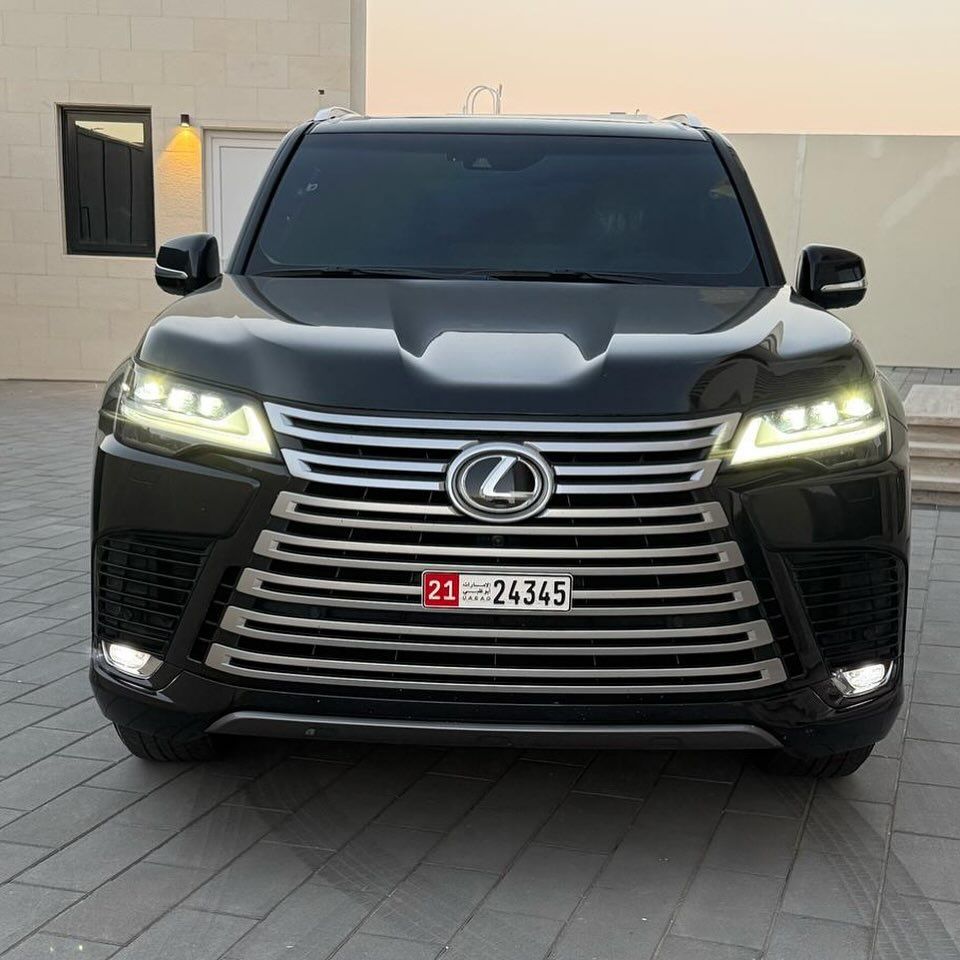 2023 Lexus LX600 Signature