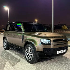 2021 لاند روفر ديفندر 110 S