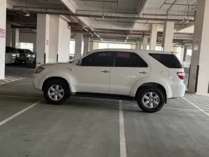 2009 Toyota Fortuner SR5 Plus