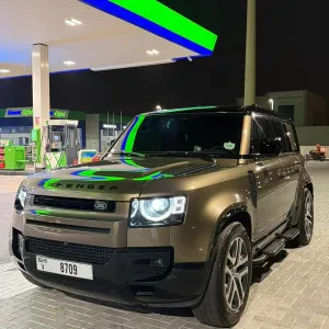 2021 لاند روفر ديفندر 110 S